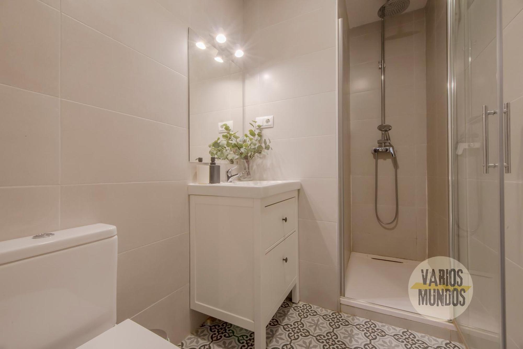 Bajo Duplex 7Pax A 5 Min De Gran Via-Malasana Madrid Ngoại thất bức ảnh
